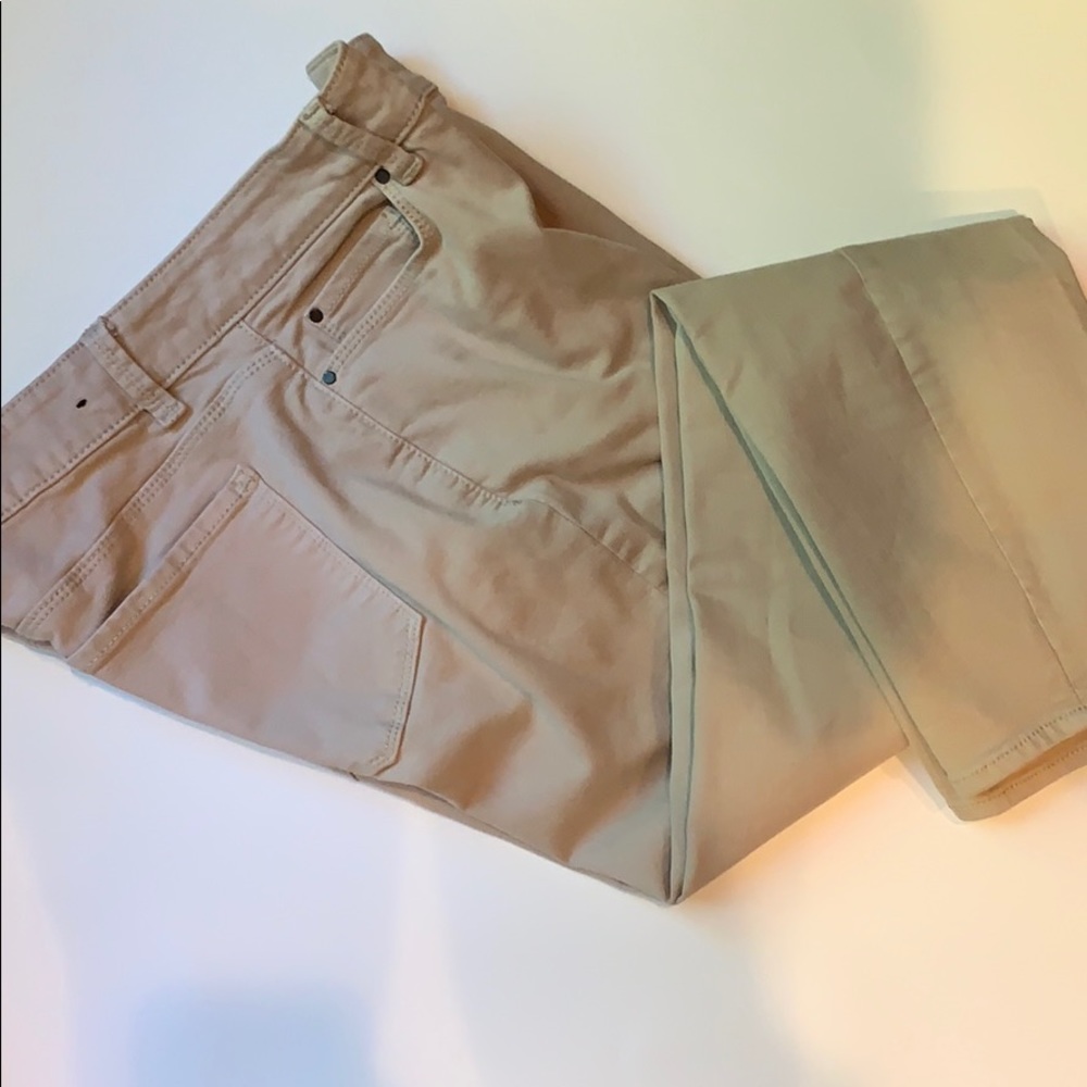 Ann Taylor New skinny curvy ankle jeans Sz…